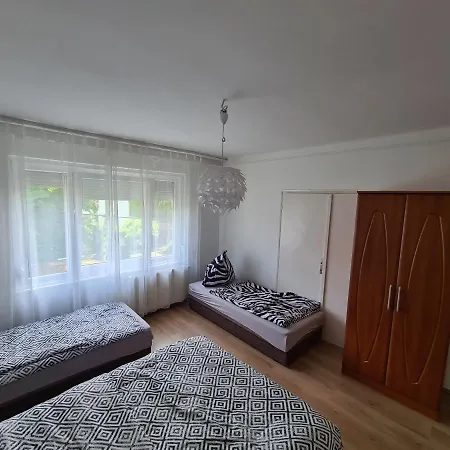 Tom Apartmans1 * Siofok